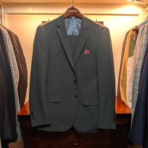 Sartori Light Charcoal Gray Suit - Size 38R